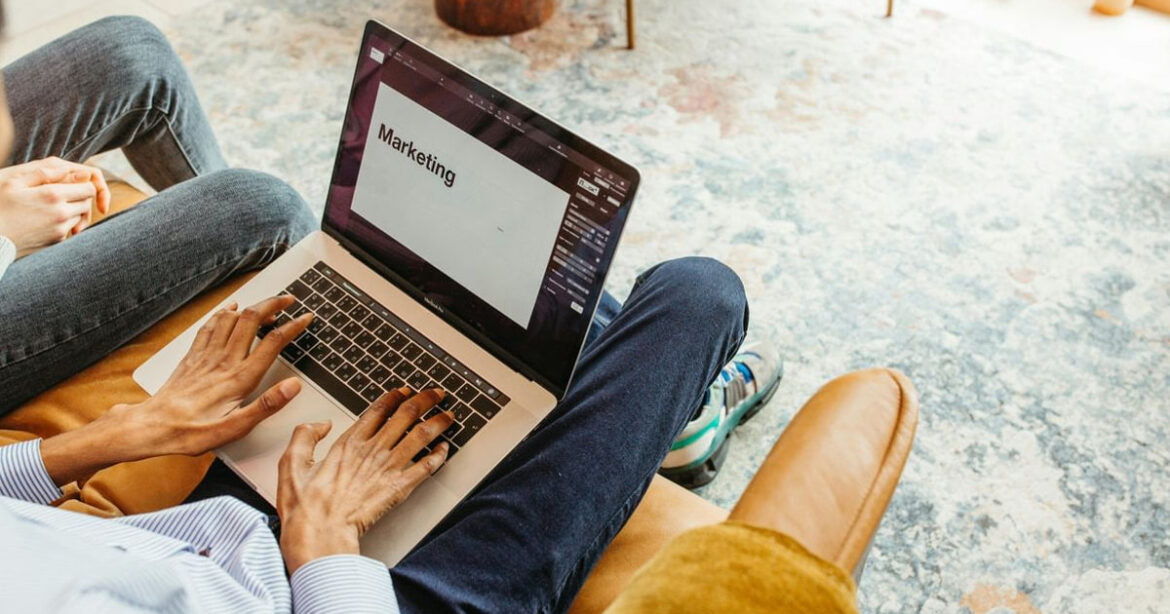 Wie KI das moderne digitale Marketing grundlegend verändert